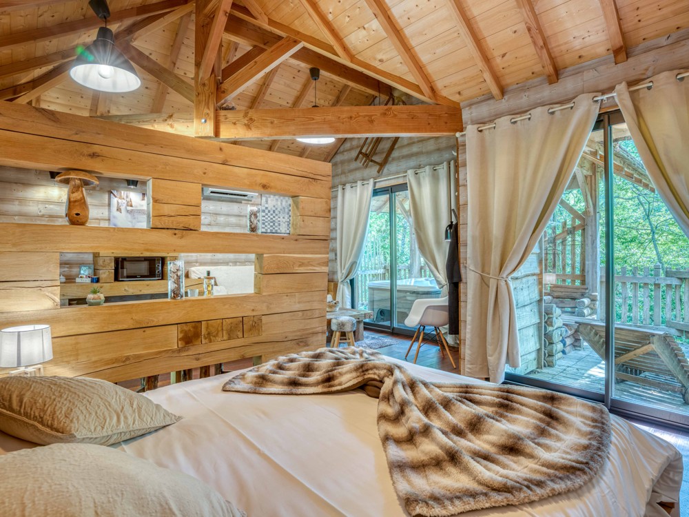 Le lit double de la cabane Pyrénées